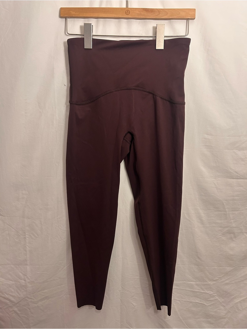 SPANX High-Waist Sculpting Leggings in Maroon
